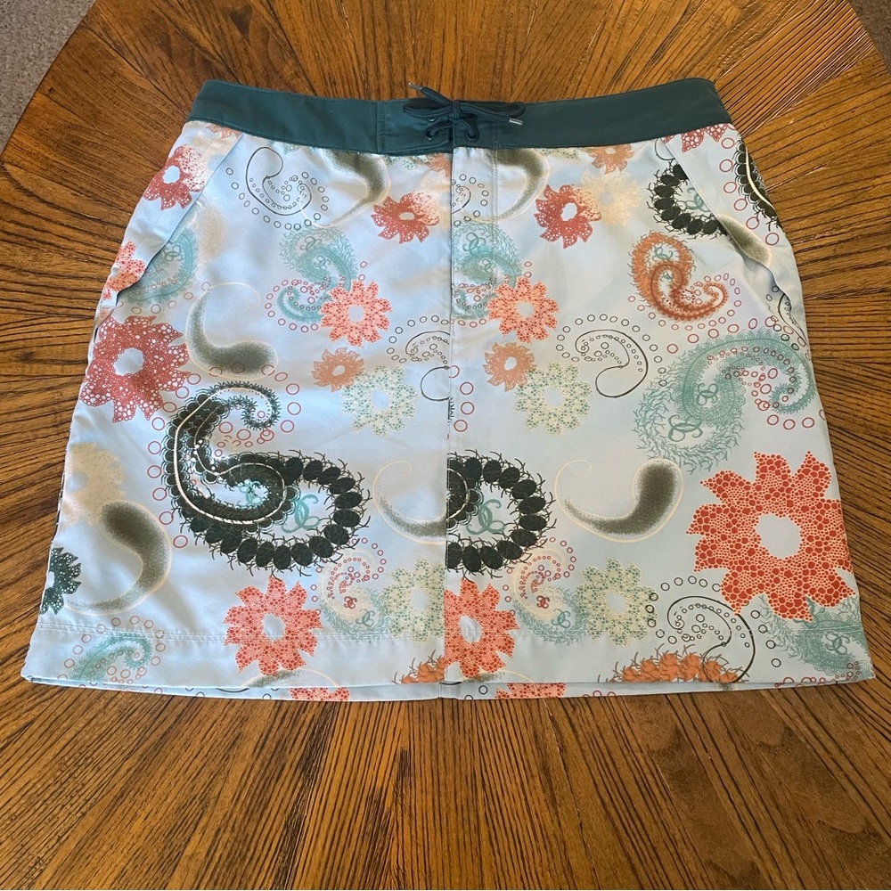 Elegant Floral Paisley Mini Skirt